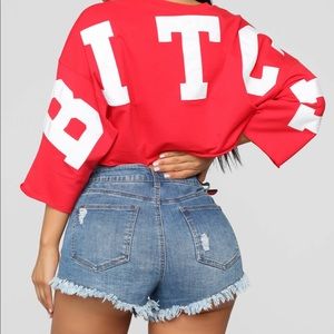 Oversized b**ch crop top🤭